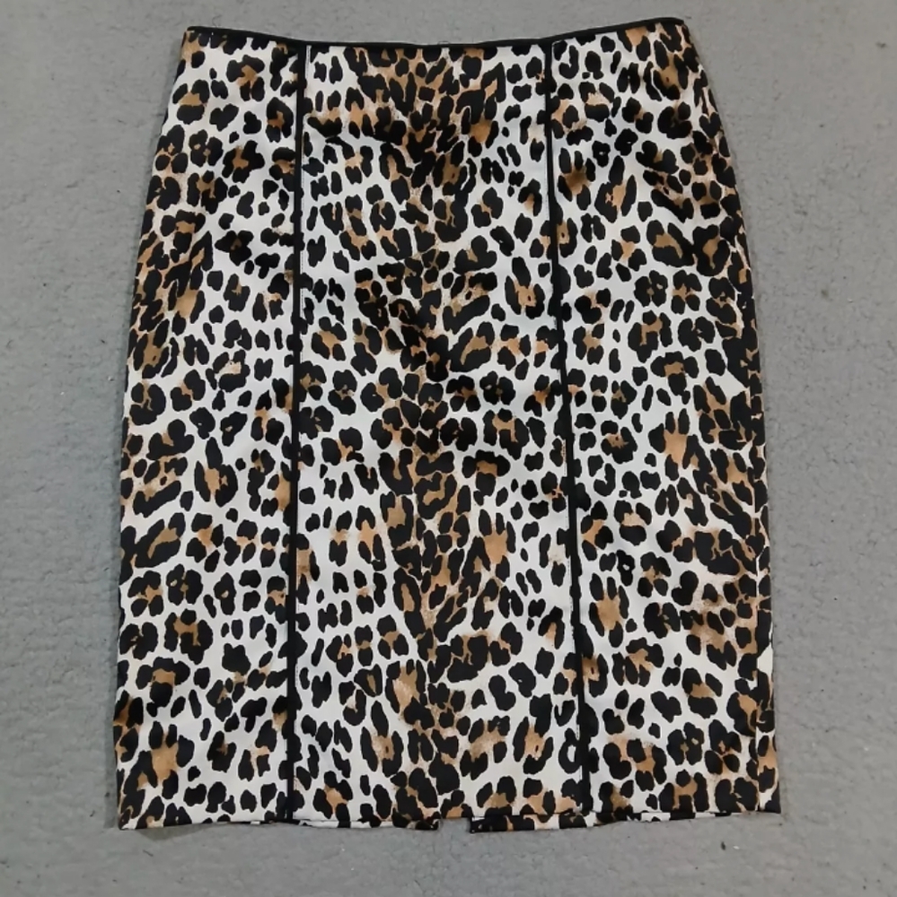 White House Black Market Brown Black Cheetah Leopard Lined pencil skirt